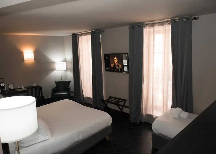 Hotel Pozzo Di Borgo
