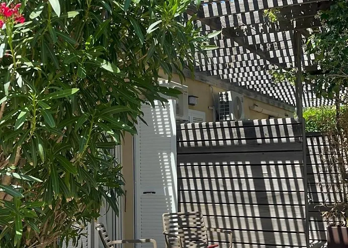 Hotel L'Escale Cote Port